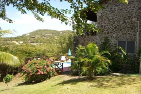 Bright Beautiful 2 Bedroom Villa